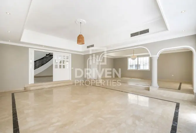 156894009 - Property Image 2