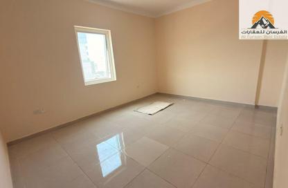 Apartment - 2 - 3 for rent in Al Jurf 2 - Al Jurf - Ajman Downtown - Ajman