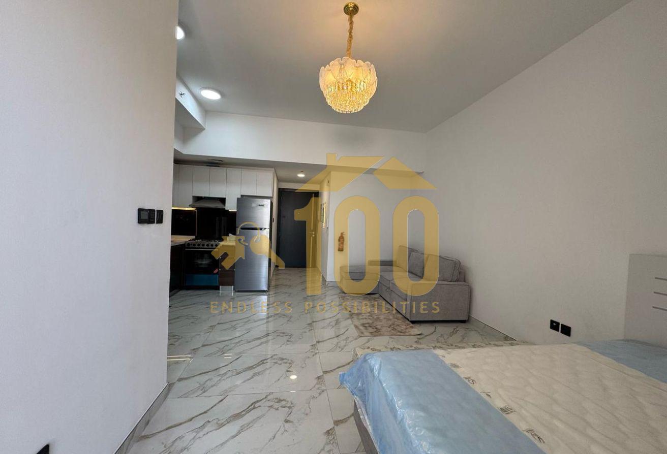Classy Studio | Balcony | Highway Facing photo 12