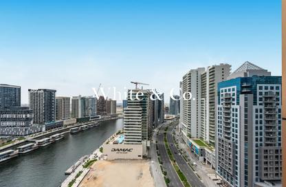 Apartment - 2 Bedrooms - 2 Bathrooms for rent in Coral Tower - Business Bay - Dubai