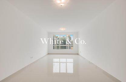 Apartment - 2 Bedrooms - 2 Bathrooms for rent in Coral Tower - Business Bay - Dubai