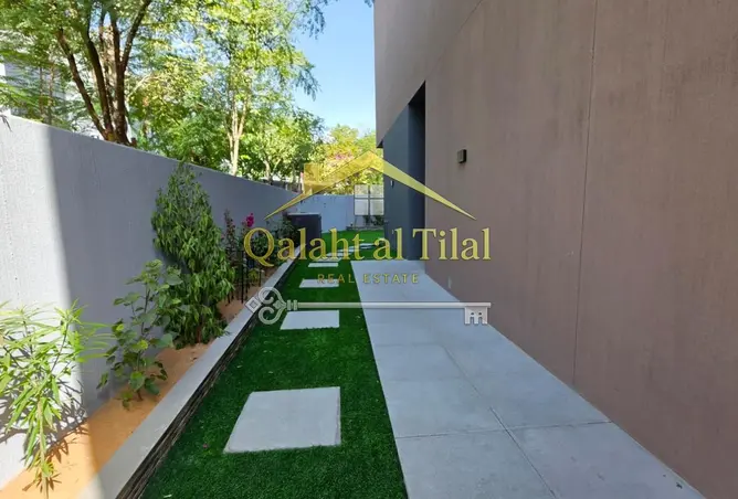 162811335 - Property Image 2