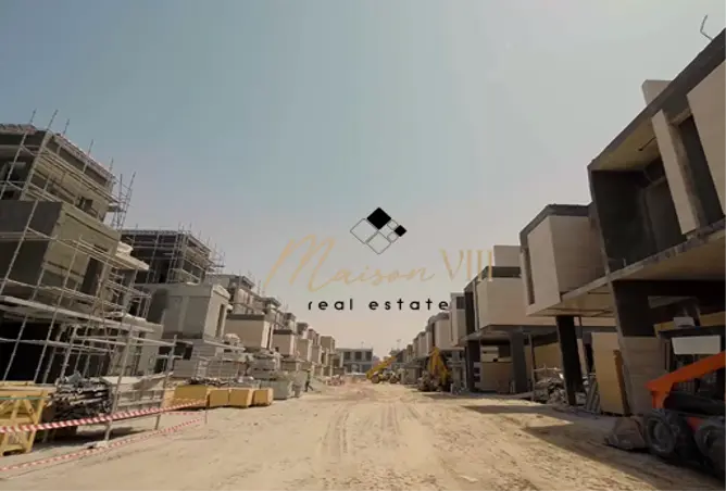 156011643 - Property Image 2