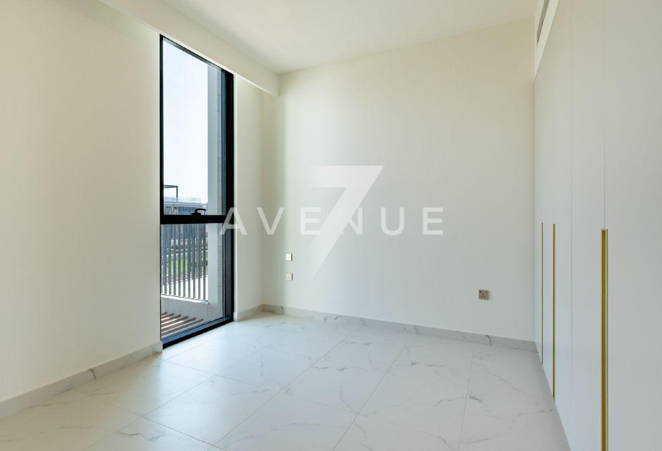 Natural Lighting I Huge Lay-out I Premium Quality photo 25