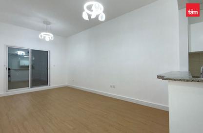 Apartment - 1 - 1 for rent in Mazaya 10A - Queue Point - Liwan - Dubai