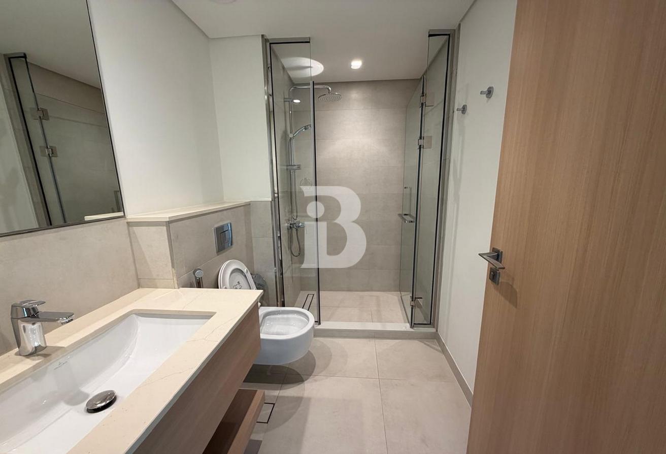 PARK VIEW|PRIME LOCATION | READY TO MOVE photo 14