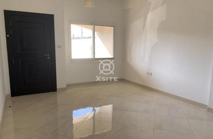 Villa - 4 Bedrooms - 6 Bathrooms for rent in Garden Lane Villas - District 15 - Jumeirah Village Circle - Dubai Villa - 4 Bedrooms - 6 Bathrooms for rent in Garden Lane Villas - District 15 - Jumeirah Village Circle - Dubai