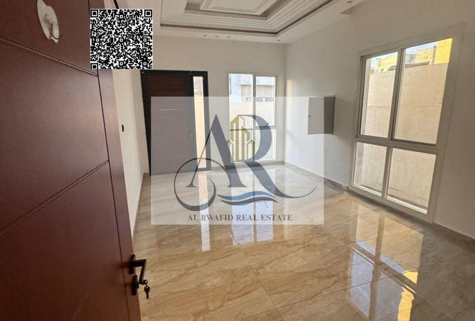 101710242 - Property Image 2