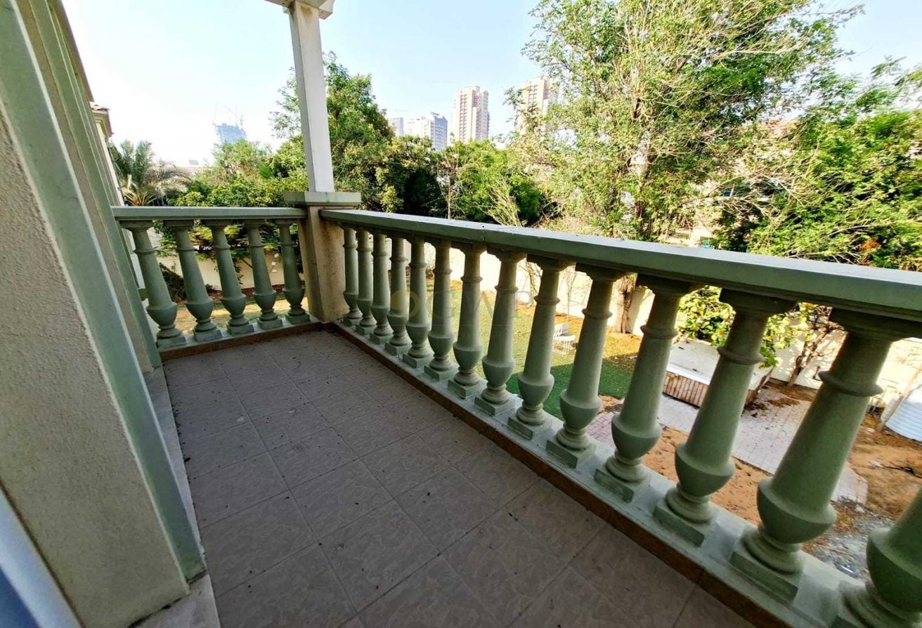 Steps From Green Belt | Private and Homely photo 4