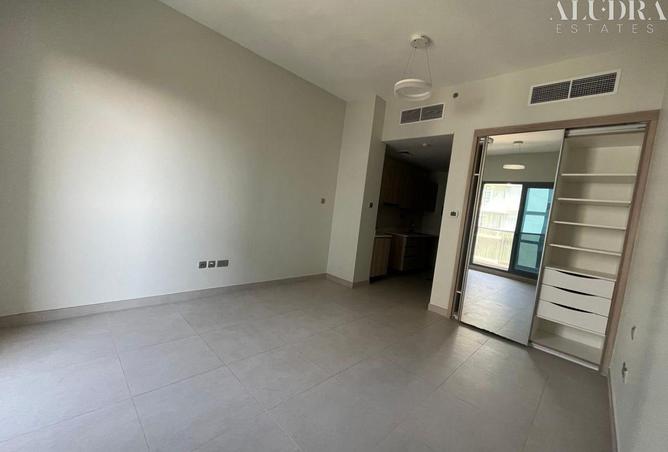 54409218 - Property Image 2