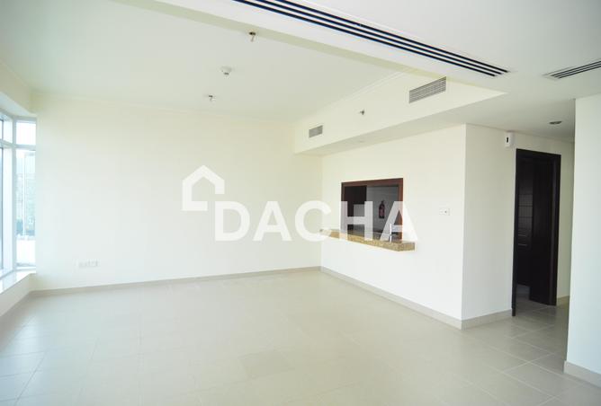 Unfurnished | Vacant | Chiller Free