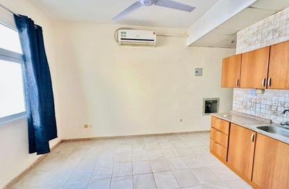 Apartment - Studio - 1 Bathroom for rent in Fire Station Road - Muwaileh - Sharjah