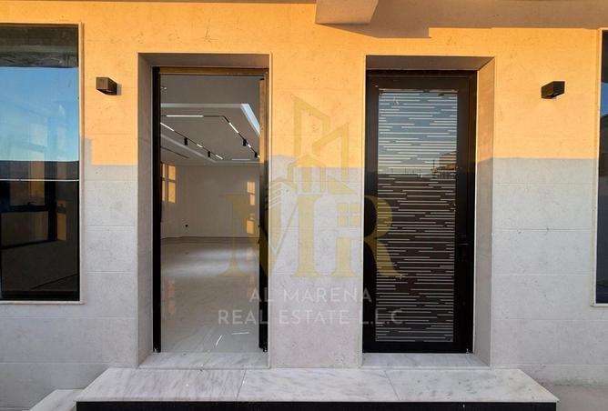 104244438 - Property Image 3