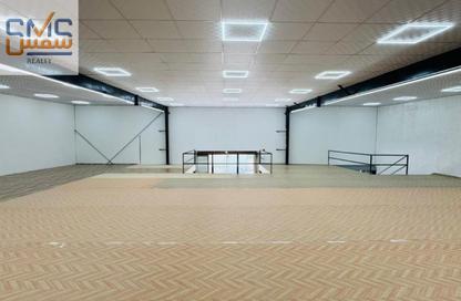 Warehouse - Studio - 3 Bathrooms for rent in Al Quoz Industrial Area 4 - Al Quoz Industrial Area - Al Quoz - Dubai