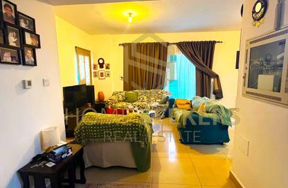 Apartment - 3 - 4 for sale in Tower 21 - Al Reef Downtown - Al Reef - Abu Dhabi Apartment - 3 - 4 for sale in Tower 21 - Al Reef Downtown - Al Reef - Abu Dhabi