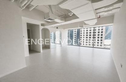 Office Space - Studio - 1 Bathroom for rent in The Binary Tower - Business Bay - Dubai