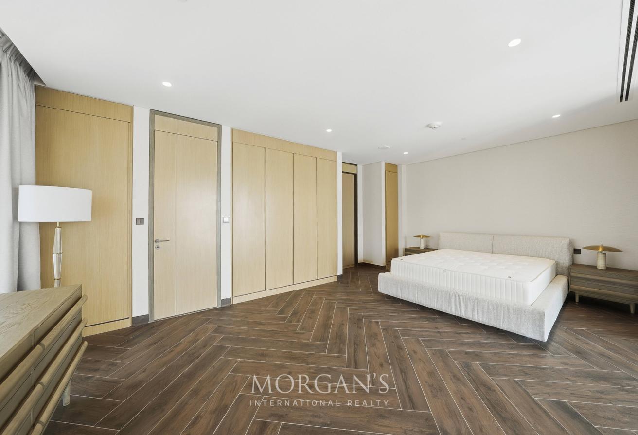 2BR+M | Furnished | Stunning | Balcony | Vacant photo 13