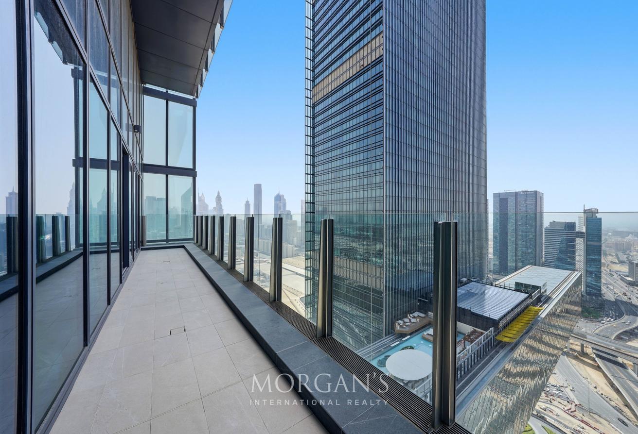 2BR+M | Furnished | Stunning | Balcony | Vacant photo 20