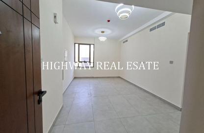 Apartment - 1 Bedroom - 2 Bathrooms for rent in Al Nada Tower - Al Nahda - Sharjah