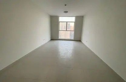 شقة - 2 غرف نوم - 3 حمامات للايجار في شارع التعاون الجديد - التعاون - الشارقة