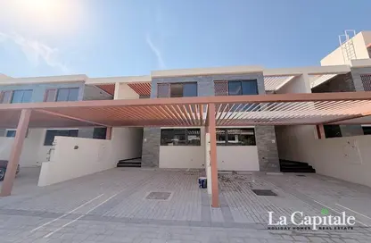 Townhouse - 4 Bedrooms - 3 Bathrooms for rent in Silver Springs 3 - Silver Springs - Damac Hills - Dubai Townhouse - 4 Bedrooms - 3 Bathrooms for rent in Silver Springs 3 - Silver Springs - Damac Hills - Dubai