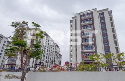 Apartment - 1 Bedroom - 1 Bathroom for sale in Views B - Yas Golf Collection - Yas Island - Abu Dhabi