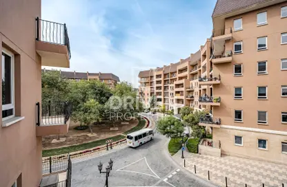 Apartment - 2 Bedrooms - 3 Bathrooms for rent in Shakespeare Circus 2 - Shakespeare Circus - Motor City - Dubai