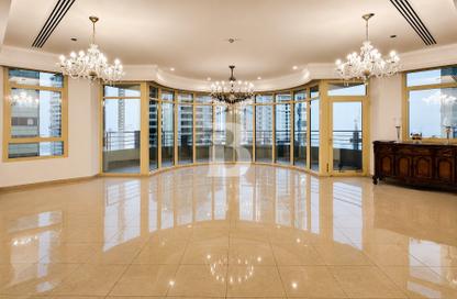 Apartment - 3 Bedrooms - 4 Bathrooms for rent in Marina Crown - Dubai Marina - Dubai