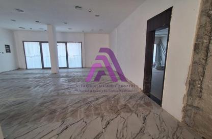 Shop - Studio - 1 Bathroom for rent in Building P25 - France Cluster - International City - Dubai