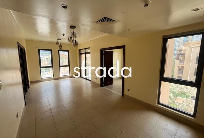 94015953 - Property Image 2