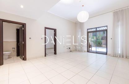 Apartment - 2 Bedrooms - 2 Bathrooms for rent in Reehan 2 - Reehan - Old Town - Downtown Dubai - Dubai