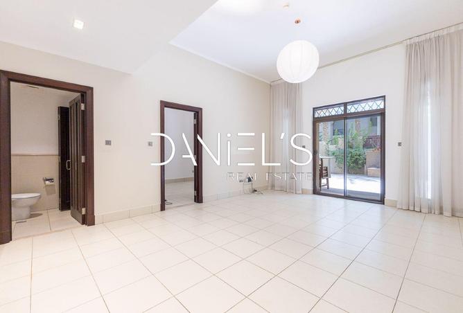 121994275 - Property Image 2