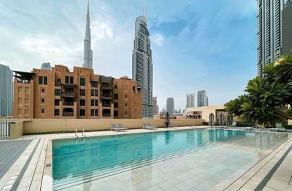 Apartment - 2 Bedrooms - 2 Bathrooms for rent in Burj Royale - Downtown Dubai - Dubai