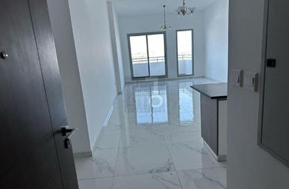 Apartment - 2 Bedrooms - 2 Bathrooms for rent in 5th Avenue - Al Furjan - Dubai