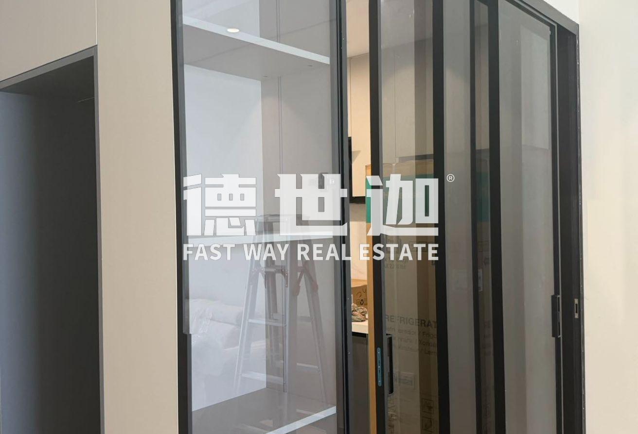 FULLY FURNISHED 1BhK Available For RENT photo 7