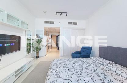 Apartment - Studio - 1 for rent in Carson C - Carson - Damac Hills - Dubai