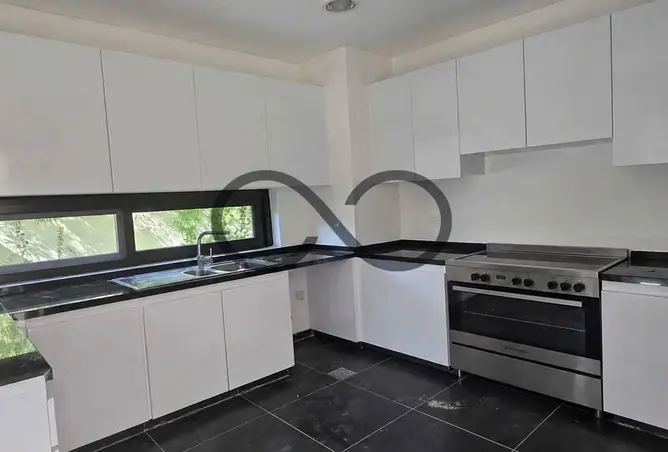 160535348 - Property Image 3