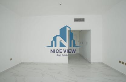 Villa - 4 Bedrooms - 5 Bathrooms for rent in Seashore - Rabdan - Abu Dhabi