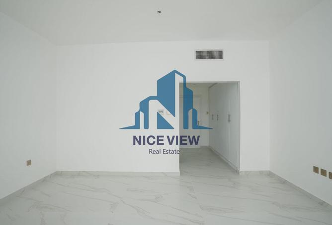 99115883 - Property Image 3