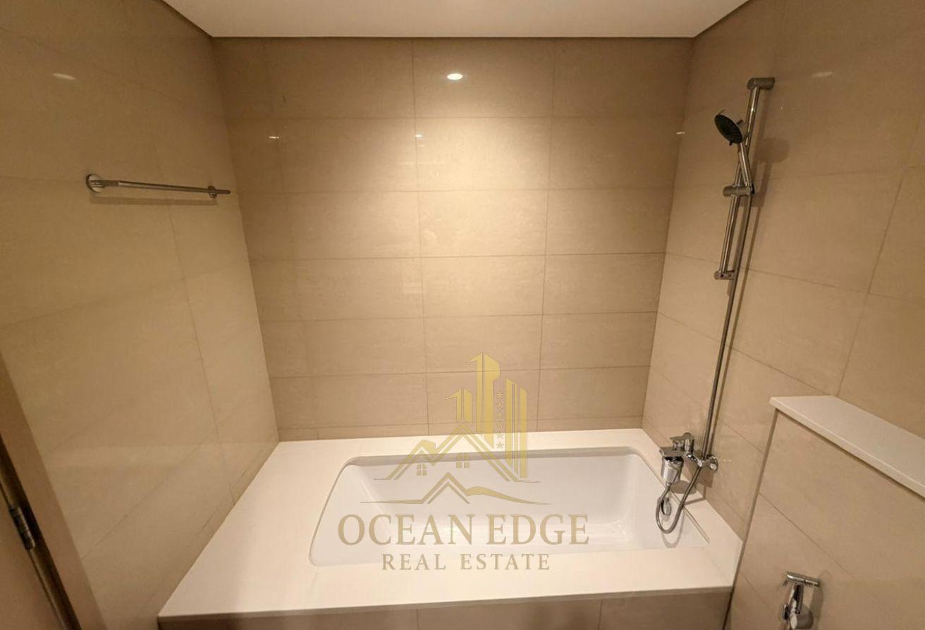 Burj Royale | Spacious 2BR Unfurnished | Mid Floor photo 6