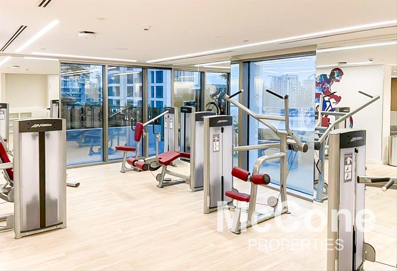 High Floor | Bright Apartment | Vacant photo 15