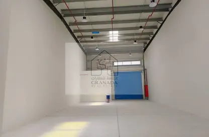 Warehouse - Studio - 1 Bathroom for rent in Al Sajaa Industrial - Al Sajaa - Sharjah