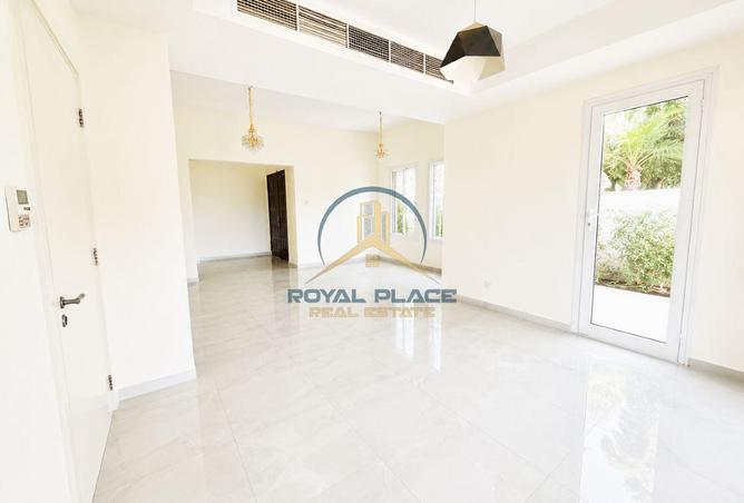 119035561 - Property Image 2