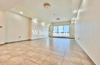 Apartment - 2 Bedrooms - 3 Bathrooms for rent in Marina Residences 6 - Marina Residences - Palm Jumeirah - Dubai