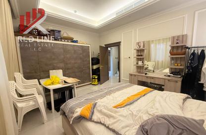 Villa - 5 Bedrooms - 5 Bathrooms for rent in Hoshi 1 - Hoshi - Al Badie - Sharjah