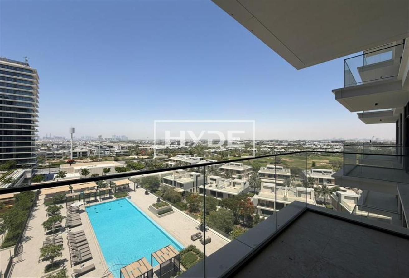 Brand New | Pool View & Appliances Included photo 2