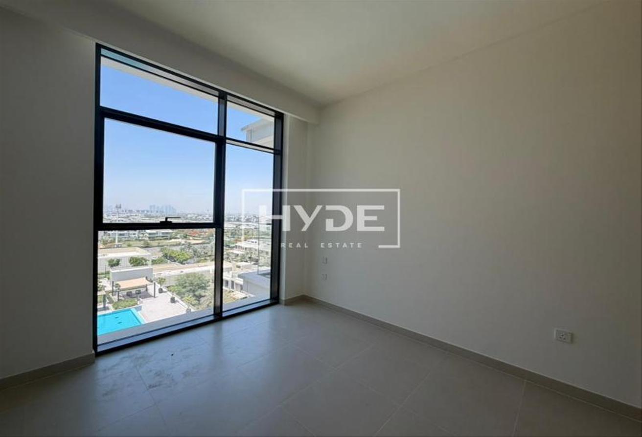 Brand New | Pool View & Appliances Included photo 12