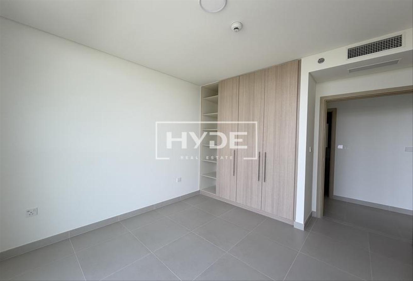 Brand New | Pool View & Appliances Included photo 10