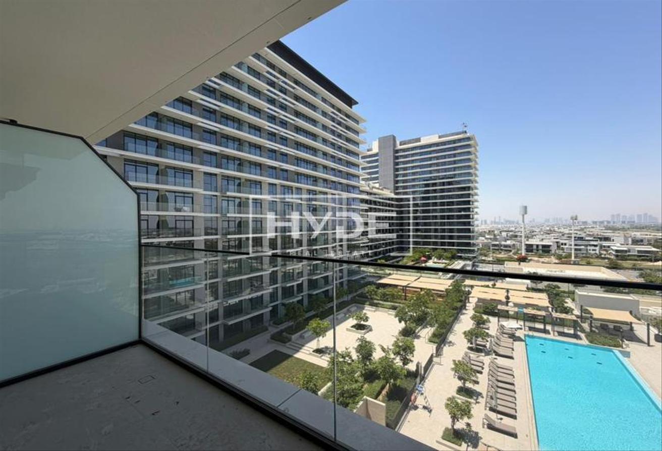 Brand New | Pool View & Appliances Included photo 3