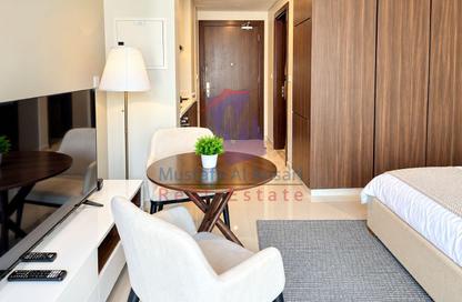 Apartment - Studio - 1 for rent in Vera Residences - Business Bay - Dubai